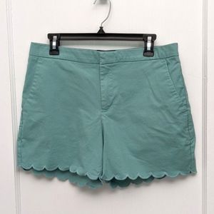 Banana Republic Scalloped Hem Shorts Teal size 8